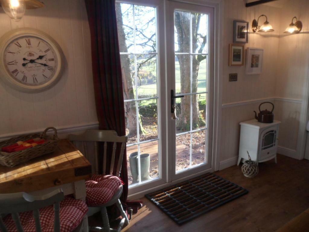 Borthwickbrae Shepherd'S Hut 하윅 외부 사진